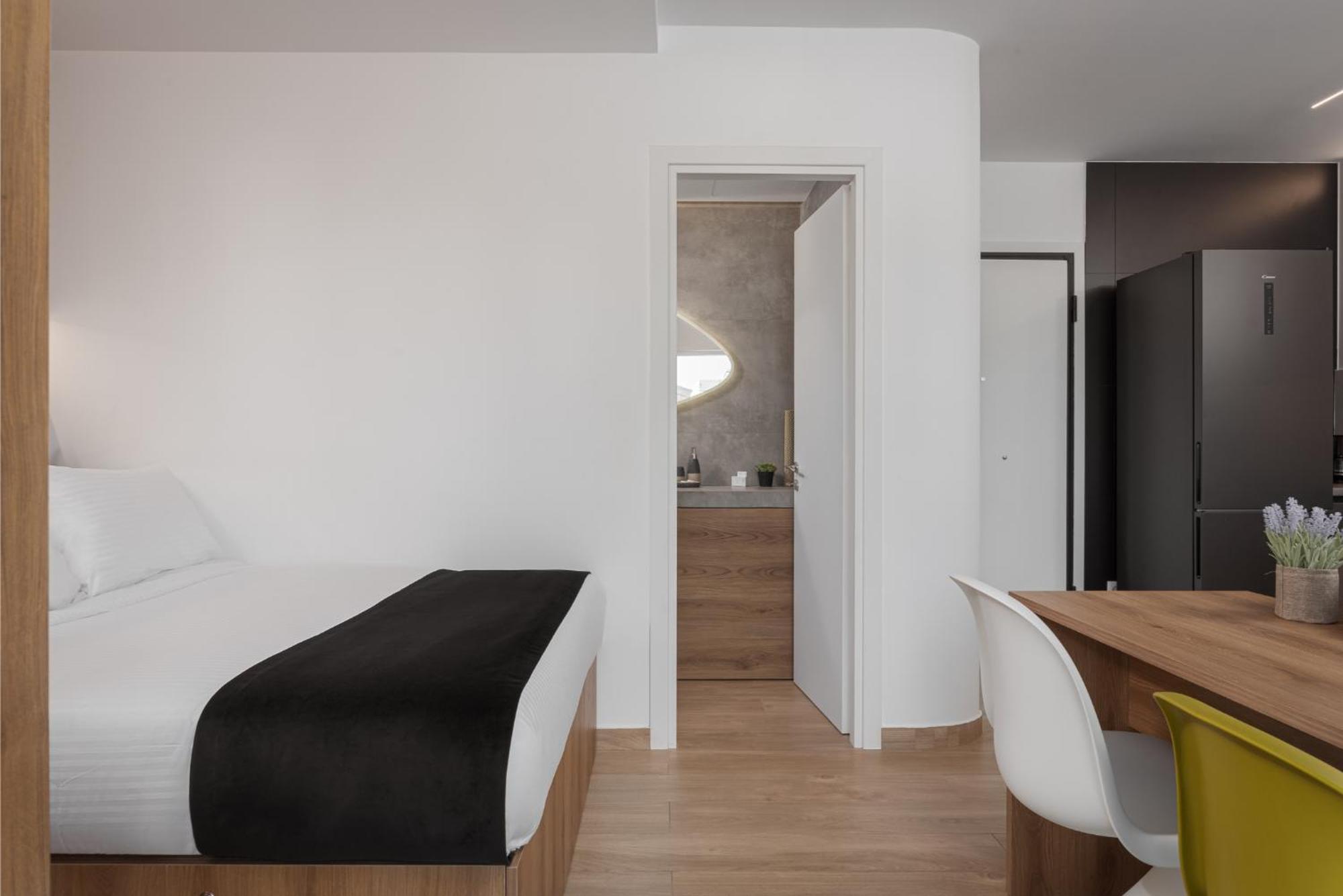 Athenian Riviera Seaside Suite Exterior photo